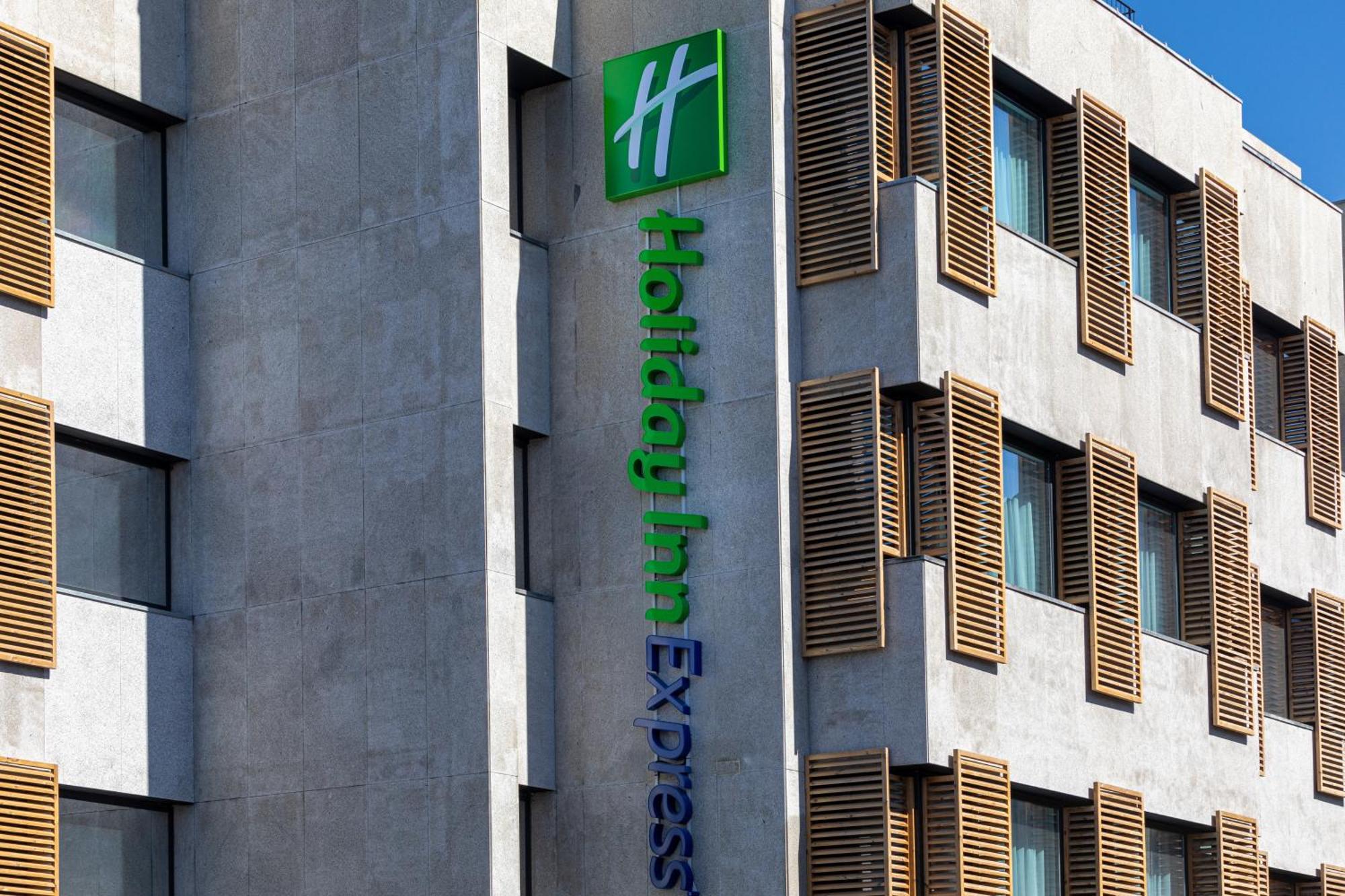 Holiday Inn Express Porto City Centre, An Ihg Hotel Екстериор снимка